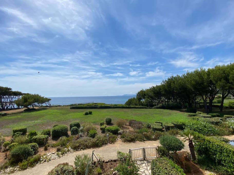 Apartament Sea-View - Wifi - Parking Six-Fours-les-Plages Zewnętrze zdjęcie